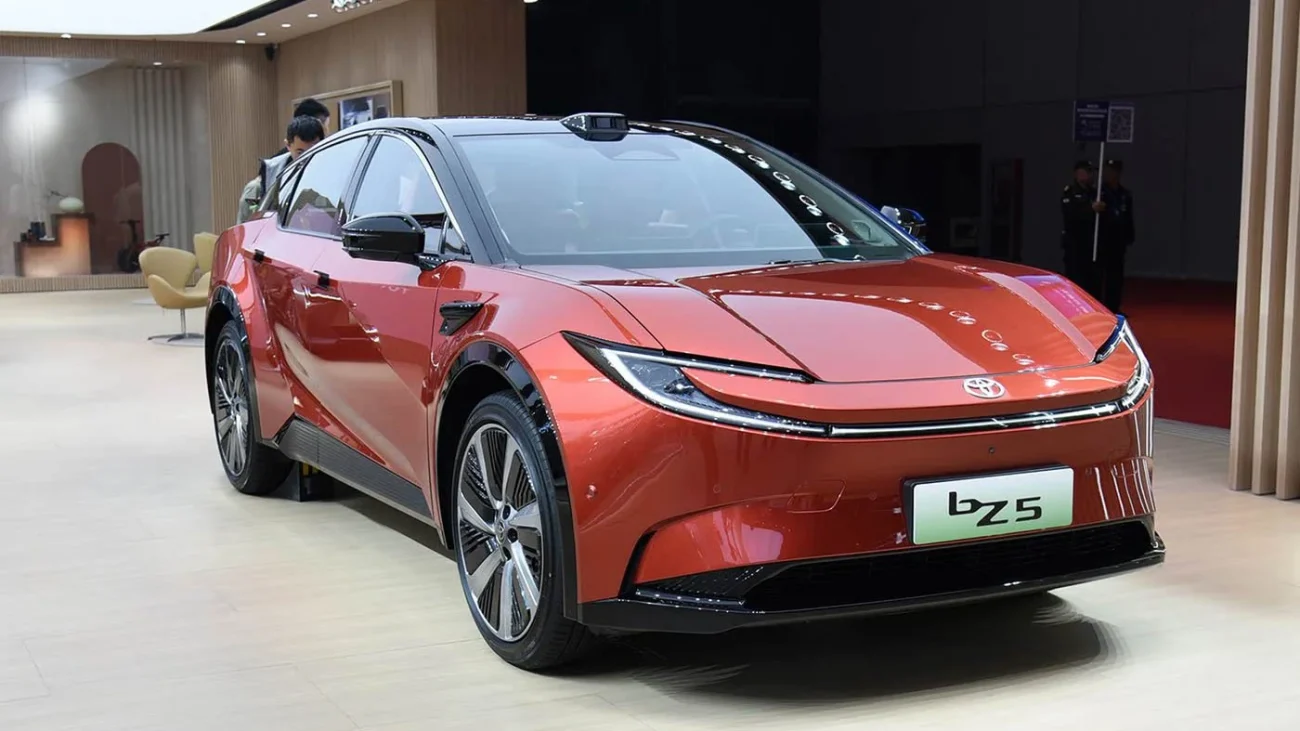 تویوتا bZ5 شاسی‌بلند تمام‌برقی در نمایشگاه شانگهای 2025