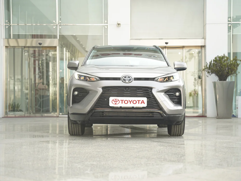 جلوپنجره عریض و اسپرت تویوتا وایلدلندر 2025