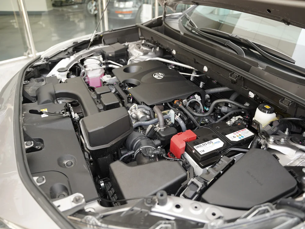 تصویر موتور 2.0 لیتری VVT-iE وایلدلندر