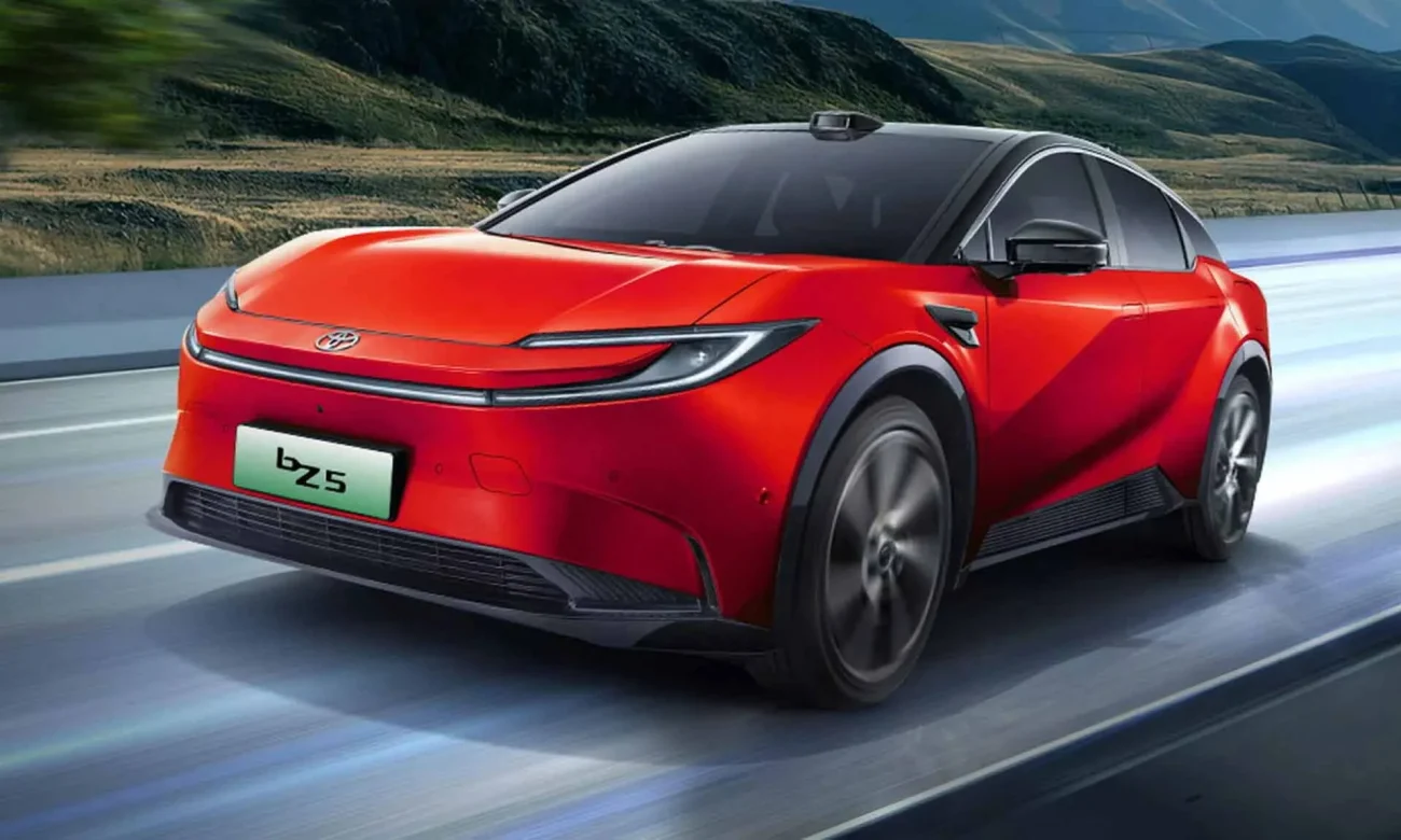 نمای سه‌ربع جلو تویوتا BZ5 – طراحی کوپه‌محور