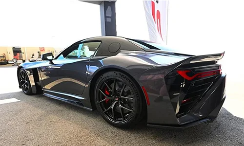 نمای عقب Toyota GR GT در پیست