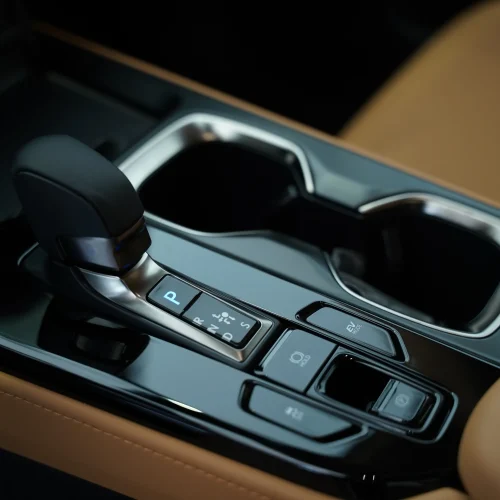 کنسول وسط، دسته دنده و جا لیوانی لکسوس NX350h ایرتویا