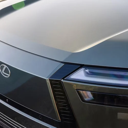 نمای جلو و طراحی بدنه Lexus TZ 2027