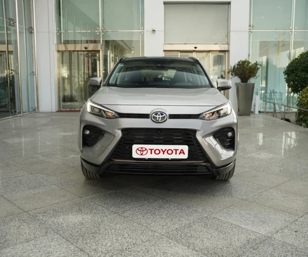 نمای-جلو-تویوتا-وایلدلندر-2025