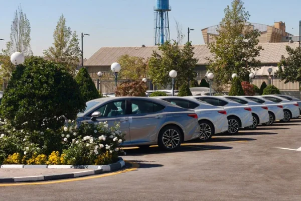 تحویل خودرو تویوتا در مرکز ایرتویا