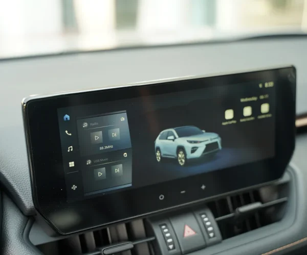 نمایشگر-دیجیتال-تویوتا-وایلدلندر-2025