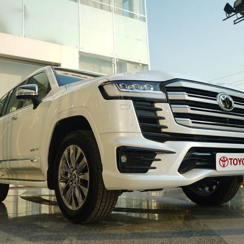 تویوتا-لندکروز-اتاق-300-سفید-2025-ایرتویا