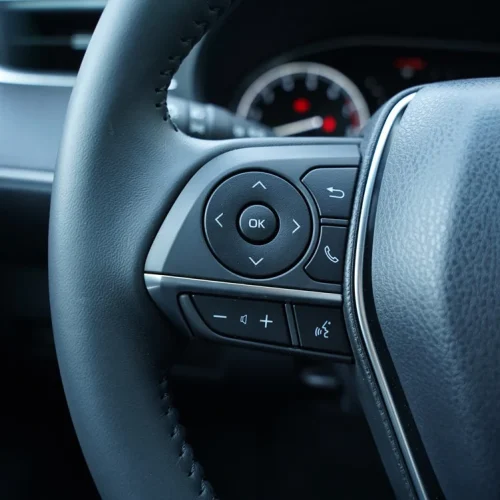 کابین لوکس تویوتا ونزا 2025 با امکانات رفاهی