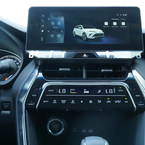 کابین لوکس تویوتا ونزا 2025 با امکانات رفاهی