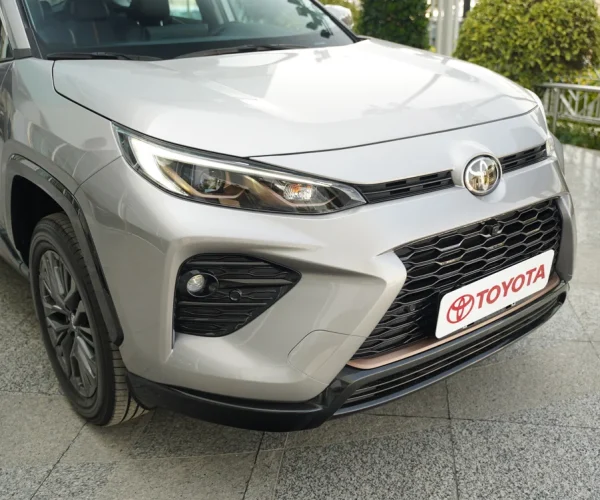 طراحی-چراغ-جلو-وایلدلندر-تویوتا-2025