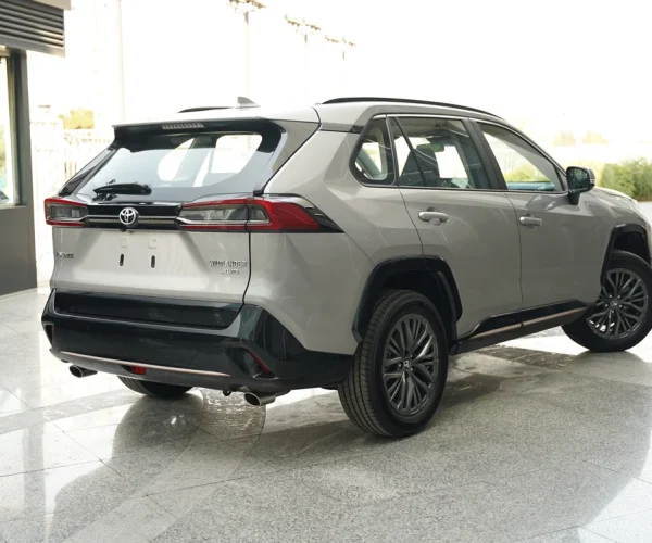 نمای-کلی-تویوتا-وایلدلندر-2025-از-زاویه-سه-رخ