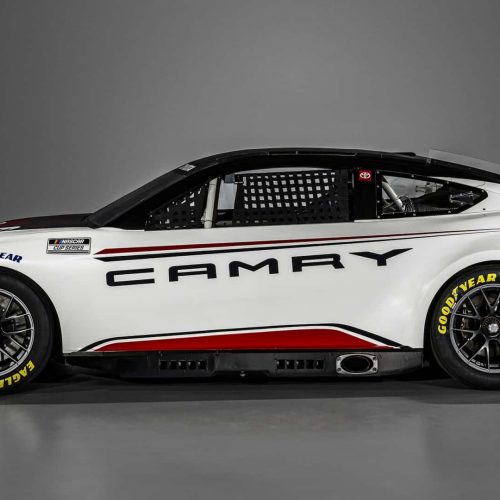2024-toyota-camry-xse-next-gen-nascar-cup-series (4)