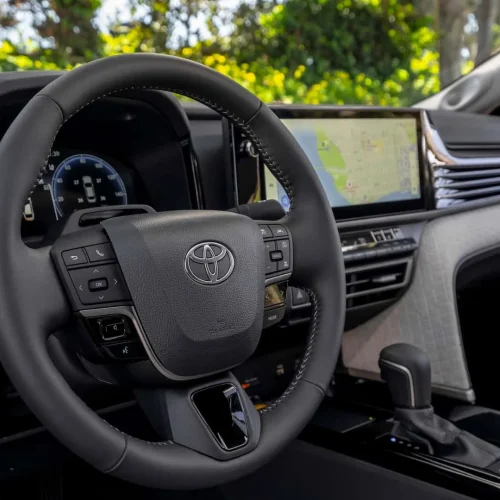 2025-toyota-camry-xle-awd-first-drive (21)