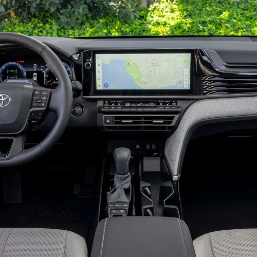 2025-toyota-camry-xle-awd-first-drive