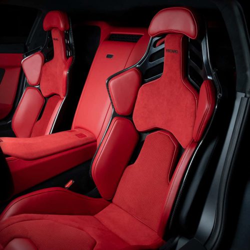 کابین راننده‌محور با طراحی GR در تویوتا GT GR