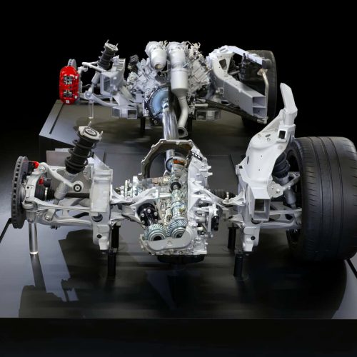 موتور جدید V8 همراه با سیستم توربو در تویوتا GT GR