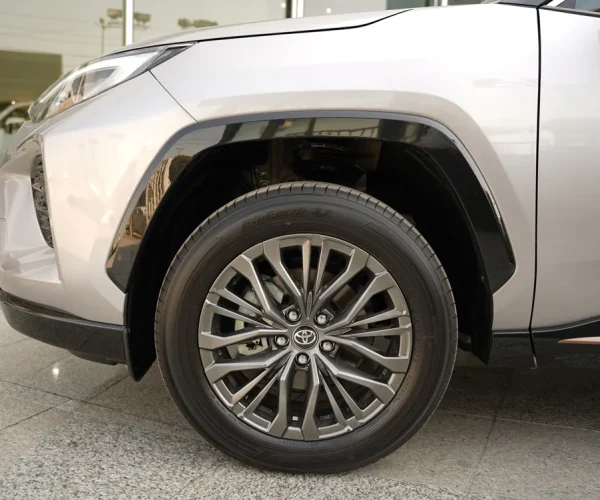 رینگ_آلومینیومی-18اینچی-تویوتا-وایلدلندر-2025